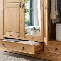 4-türiger Landhaus Kleiderschrank In Eichefarben - Voeca -Wohnen Shop 4 tueriger landhaus kleiderschrank in eichefarben mit 2 spiegeln voeca 05