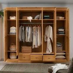 Landhaus Schlafzimmerschrank In Eichefarben Gebeizt - Vlota -Wohnen Shop landhaus schlafzimmerschrank in eichefarben gebeizt aus kiefer massivholz vlota 02