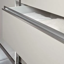 LED Passepartout Kleiderschrank Mit 4 Schwebetüren - Evonila -Wohnen Shop led passepartout kleiderschrank mit 4 schwebetueren 6 schubladen evonila 04